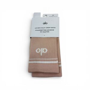 ALO NWT Half Crew Socks in Pink Quartz Size M